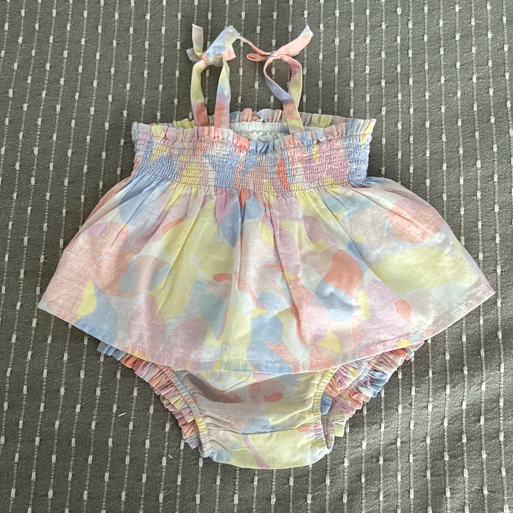 Baby Gap Summer matching set